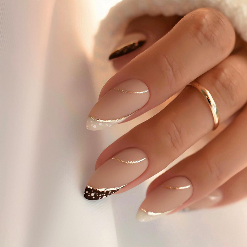 Nail Art Fake Nails - 24 قطعة من الأظافر المزيفة على