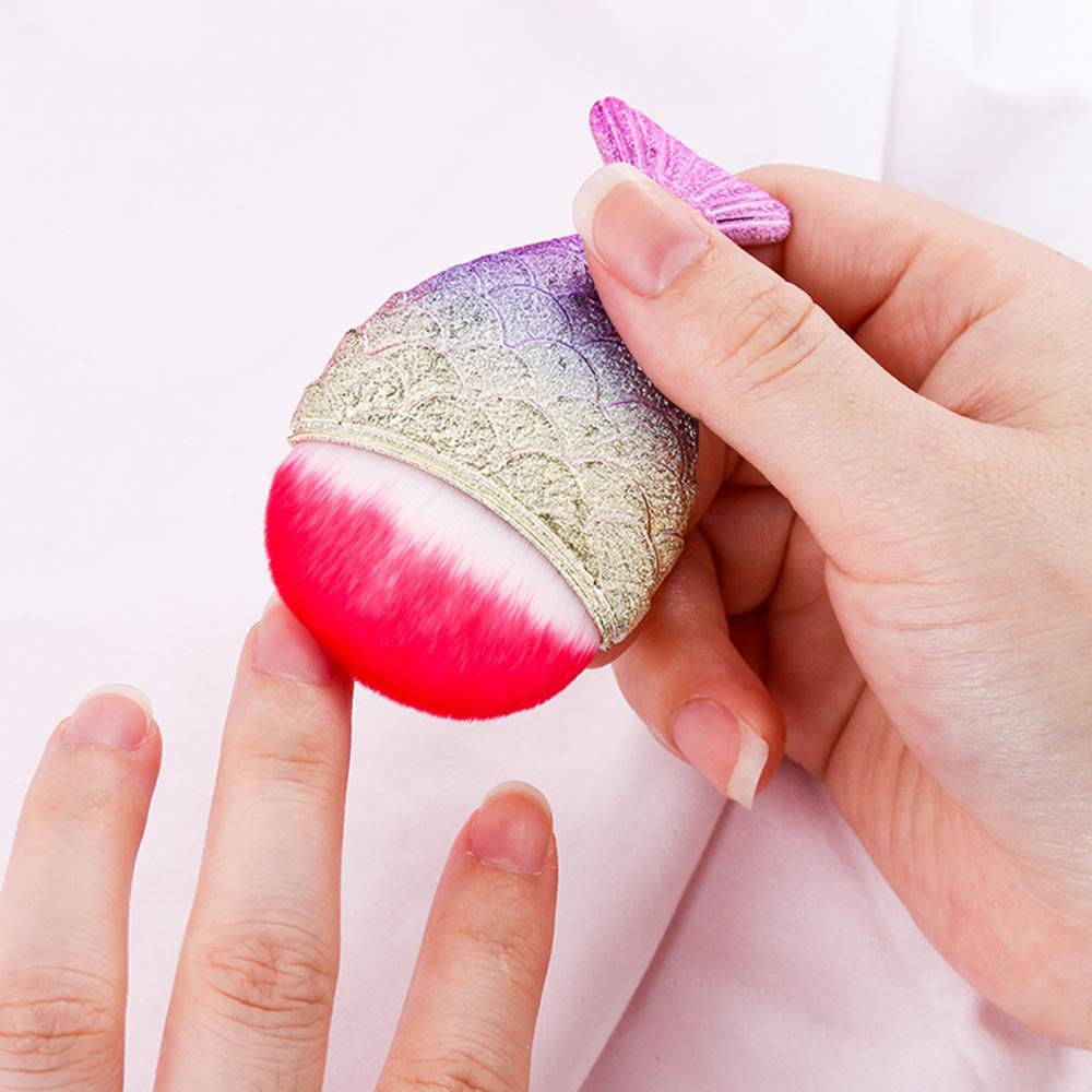 فرشاة مكياج بتصميم ذيل حورية ا - مراجعة Nail Art Xl وسعره