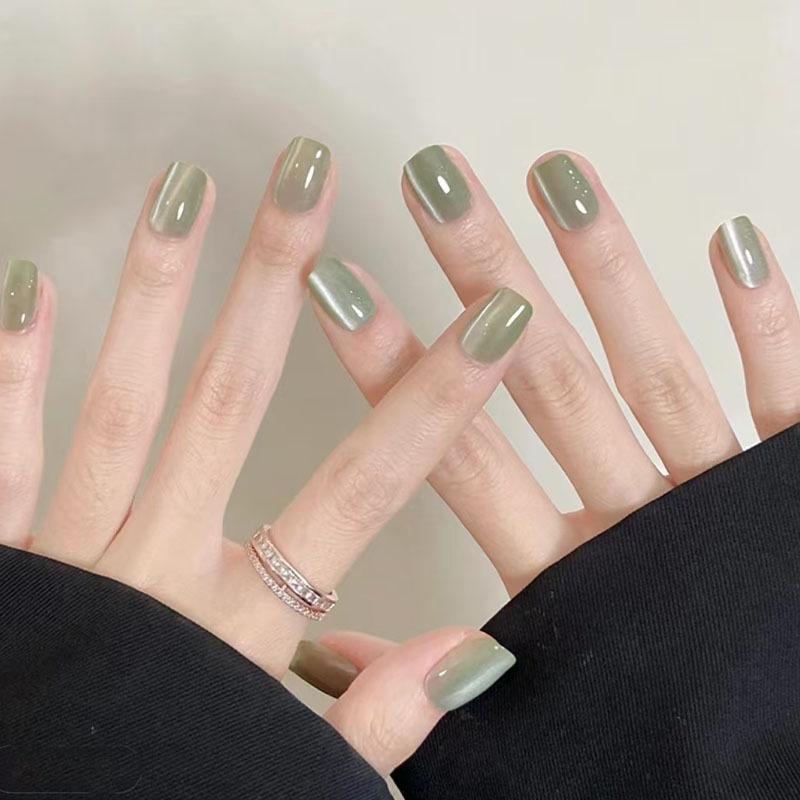 10 قطع من الأظافر الاصطناعية ا - مراجعة Nail Art Cat Eye Simple وسعره