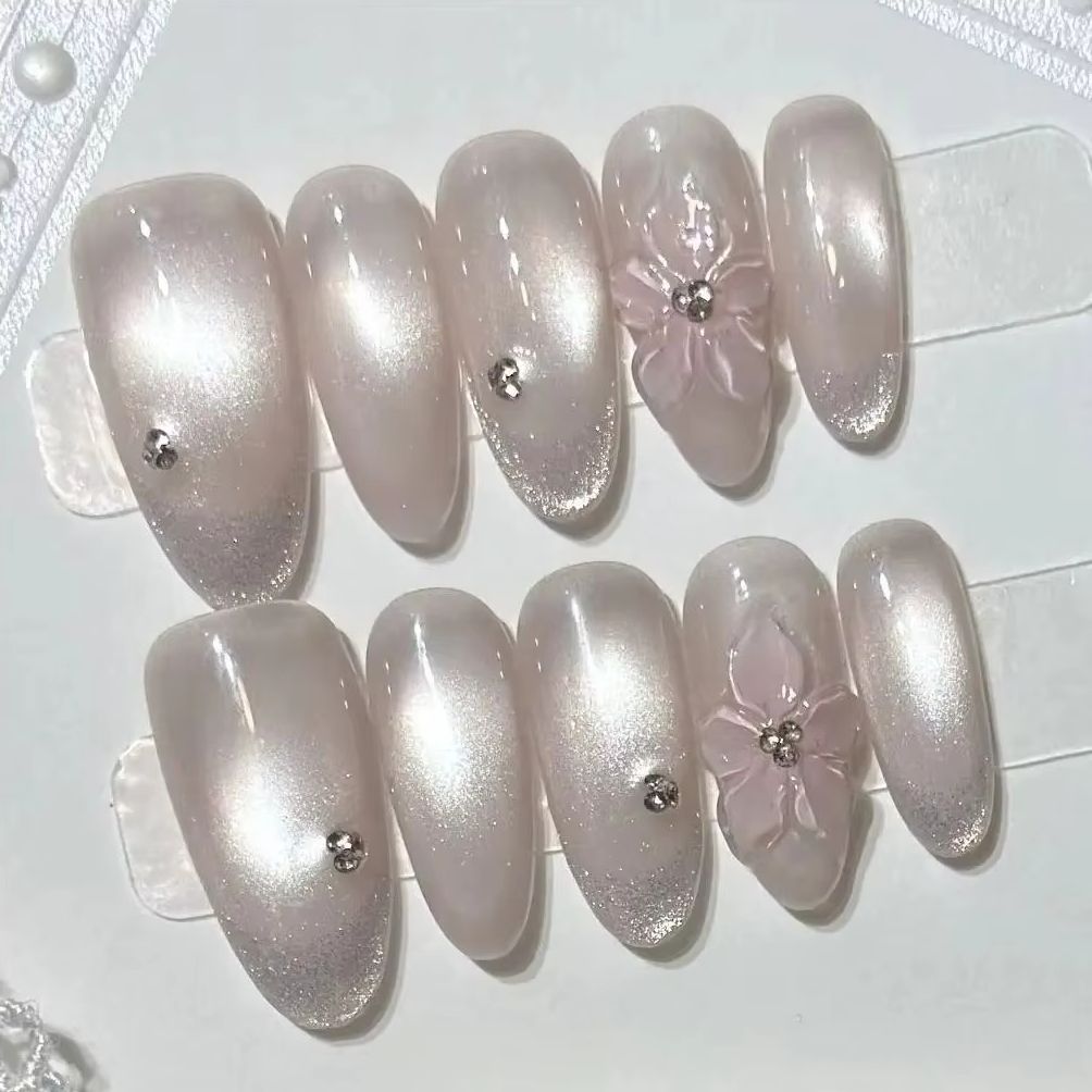 10 قطع من الأظافر الاصطناعية ا - مراجعة Nail Art Cat Eye Simple وسعره