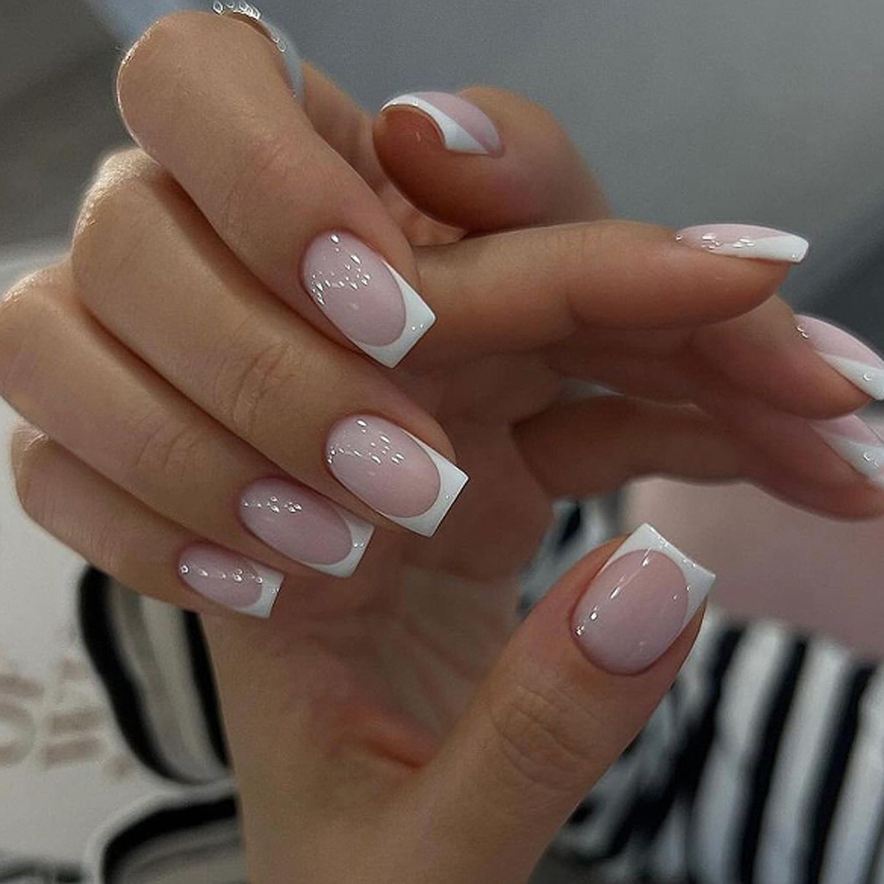 24 قطعة بسيطة الباليه بريق انف - مراجعة Nail Art Fake Nails وسعره